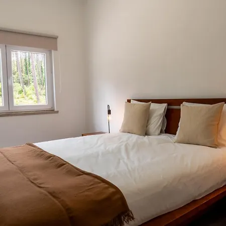 Casa Da Fonte Velha Holiday home *
